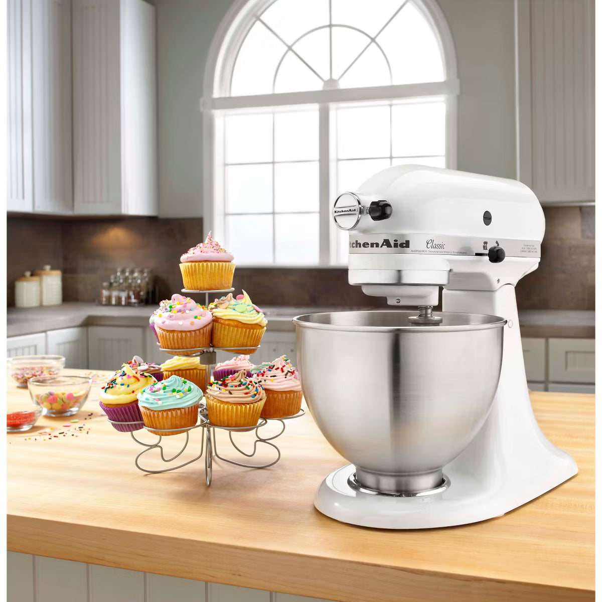 Stand Mixer – Classic 4.5qt Stand Mixer – Stainless Steel
