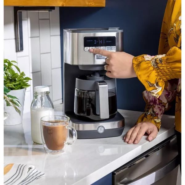 Drip Coffee Maker – 12 Cup Drip Coffee Maker with Adjustable Keep Warm Plate – Gray And Silver