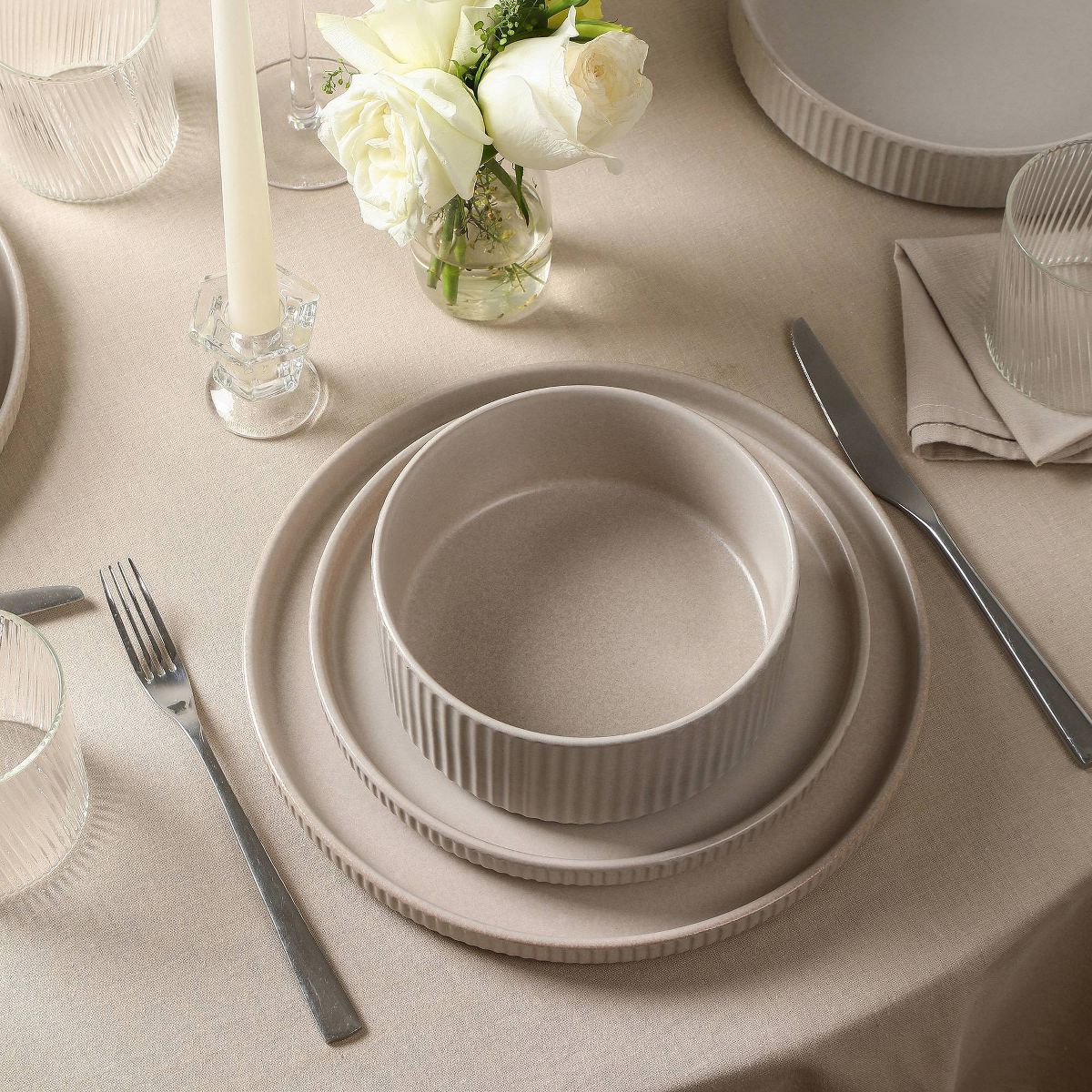 Dinner Plate – Culinvaro Set of 4 Haven Stoneware Dinner Plates Gray