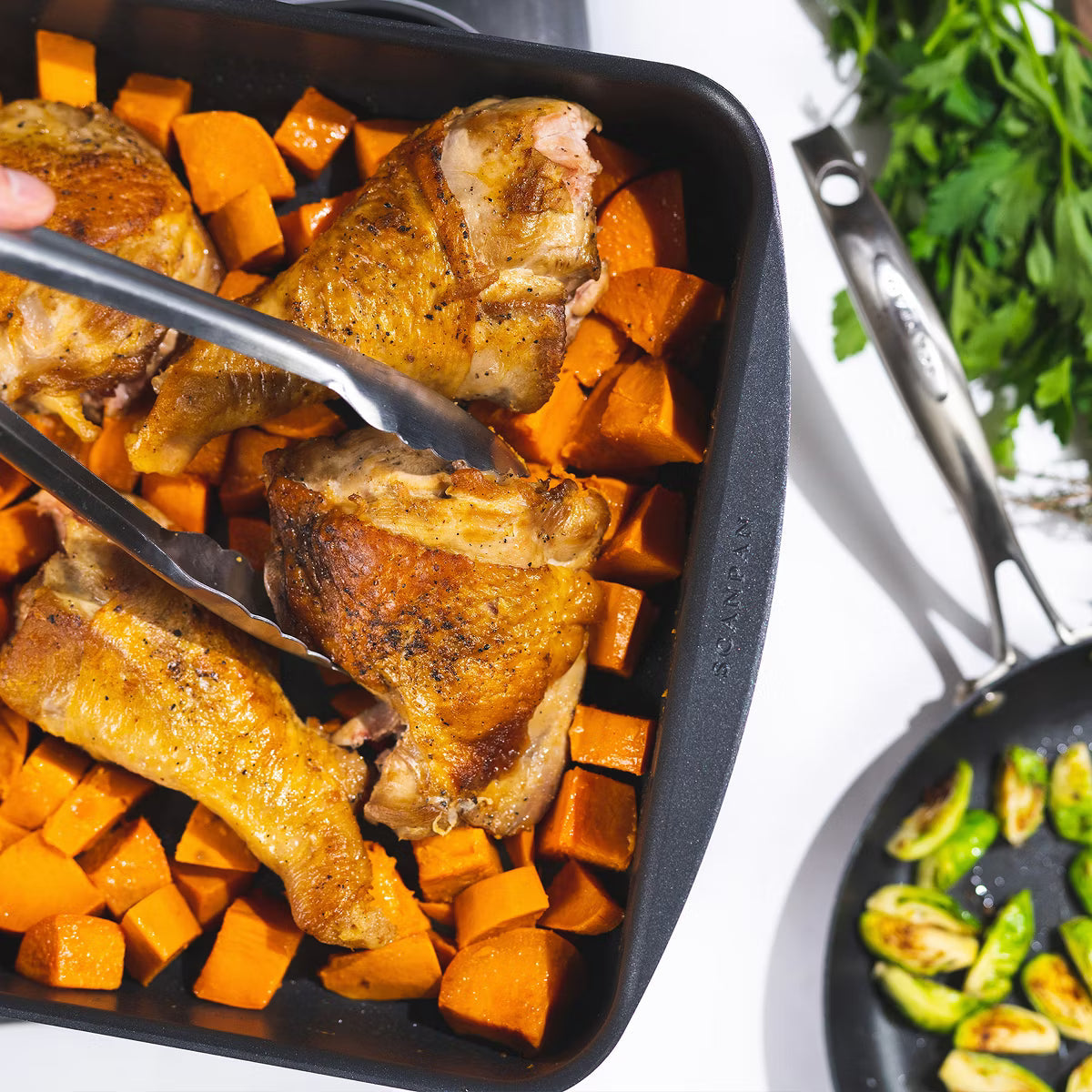 Roasting Pan – lassic 13.5" x 8.75" Roasting Pan, 3.25 Qt. – Black