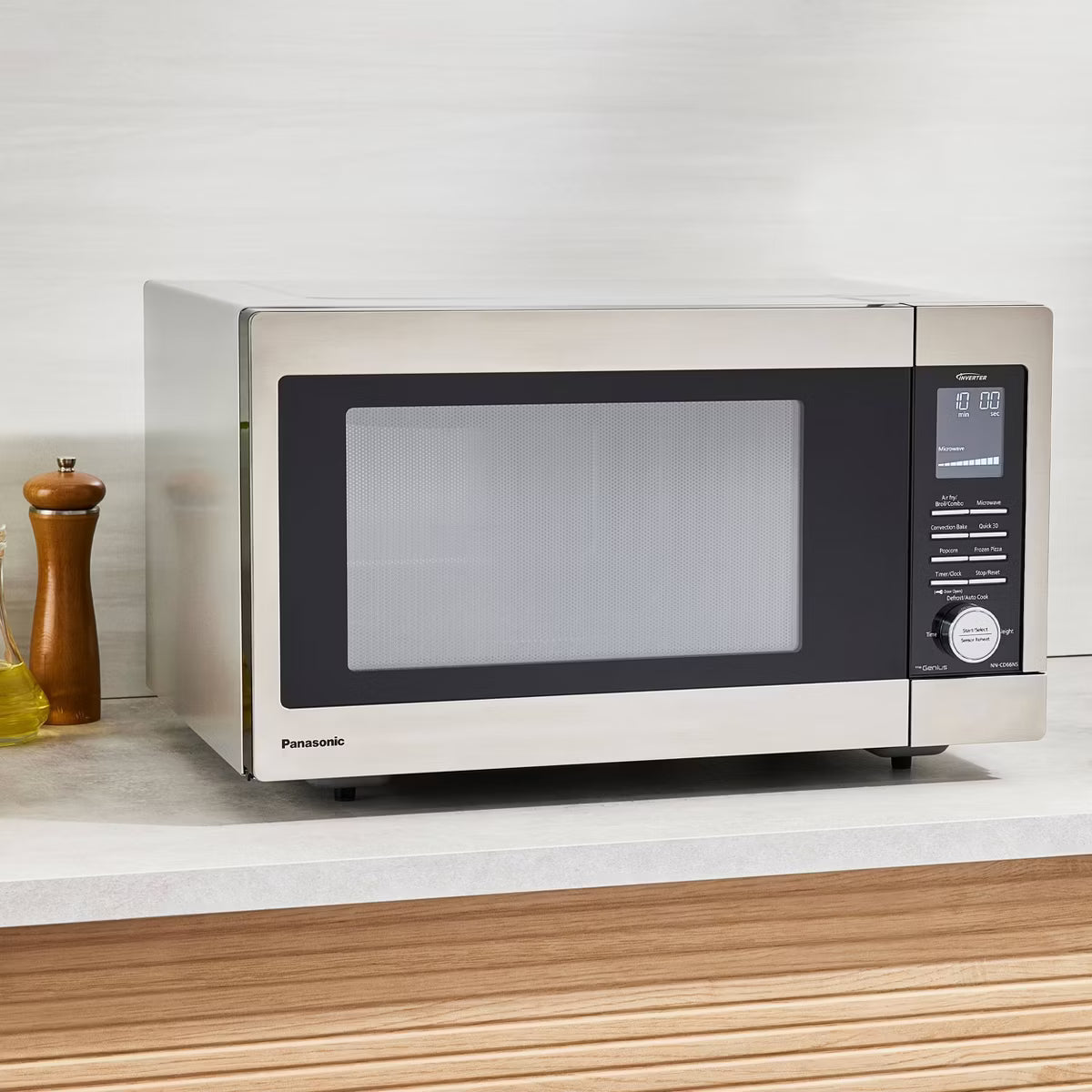 Microwave Oven – 1.3 cu ft Microwave with Air Fry and Convection – Silver