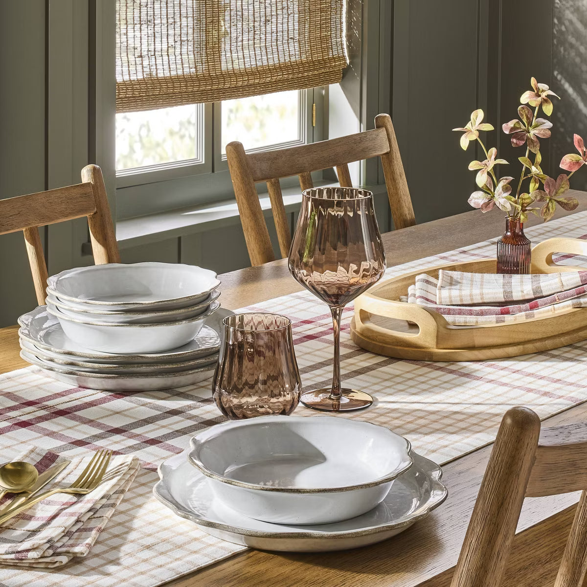 Dinner Plate – Culinvaro Carved Edge Dinner Plate Cream