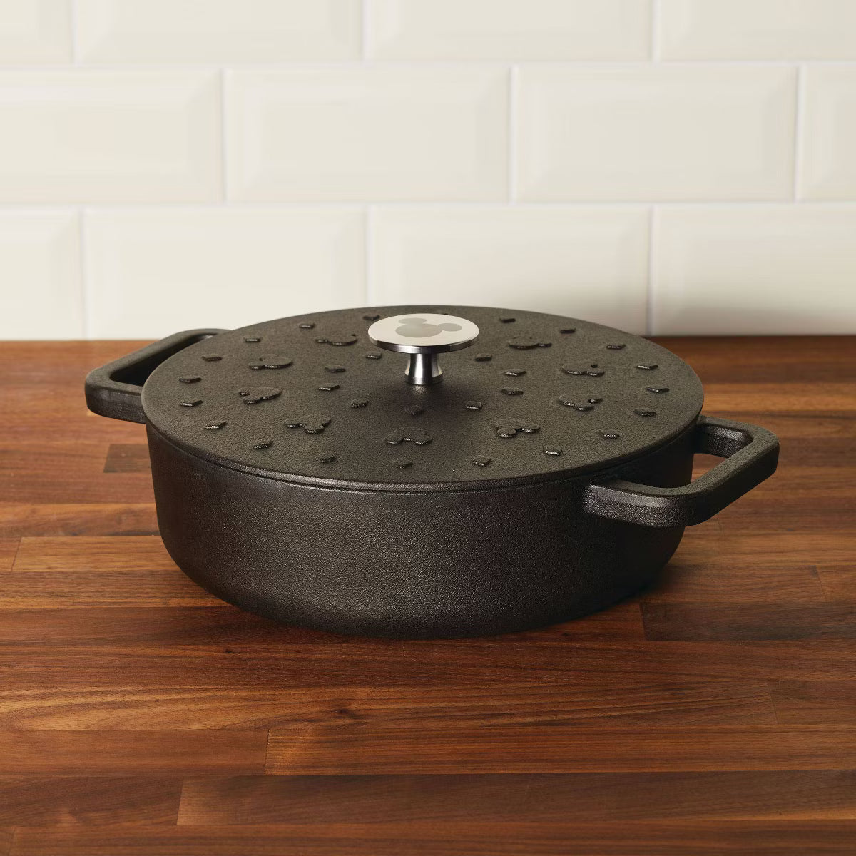 Dutch Oven – Disney Monochrome 3qt Pre Seasoned Cast Iron Shallow Casserole – Black