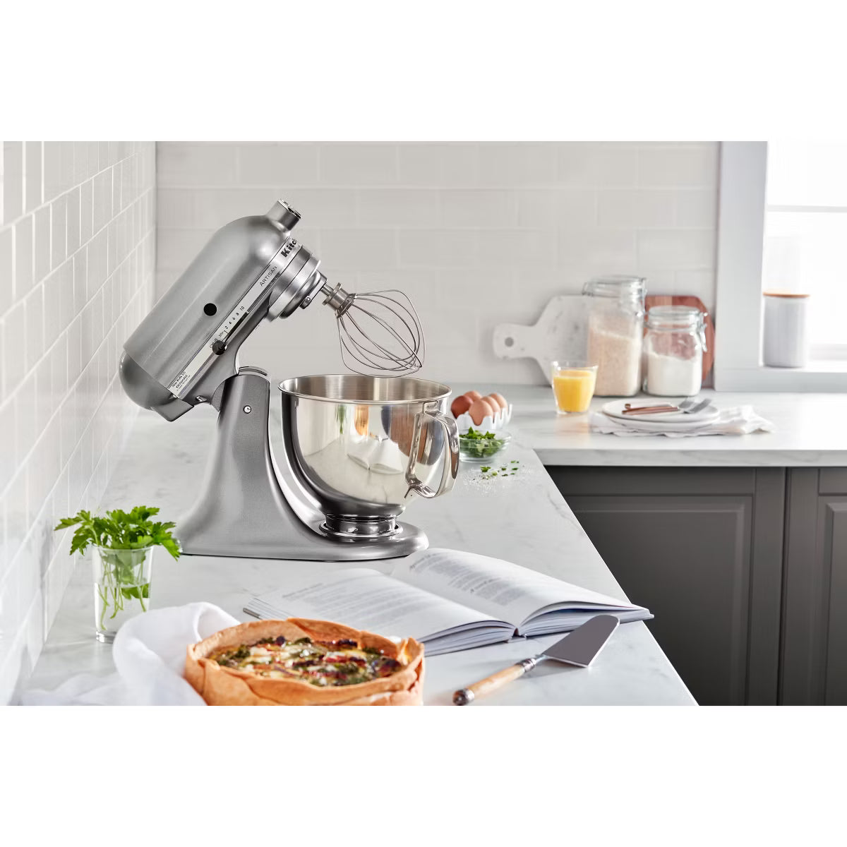 Stand Mixer – 10-Speed Stand Mixer Contour : 325W – Silver