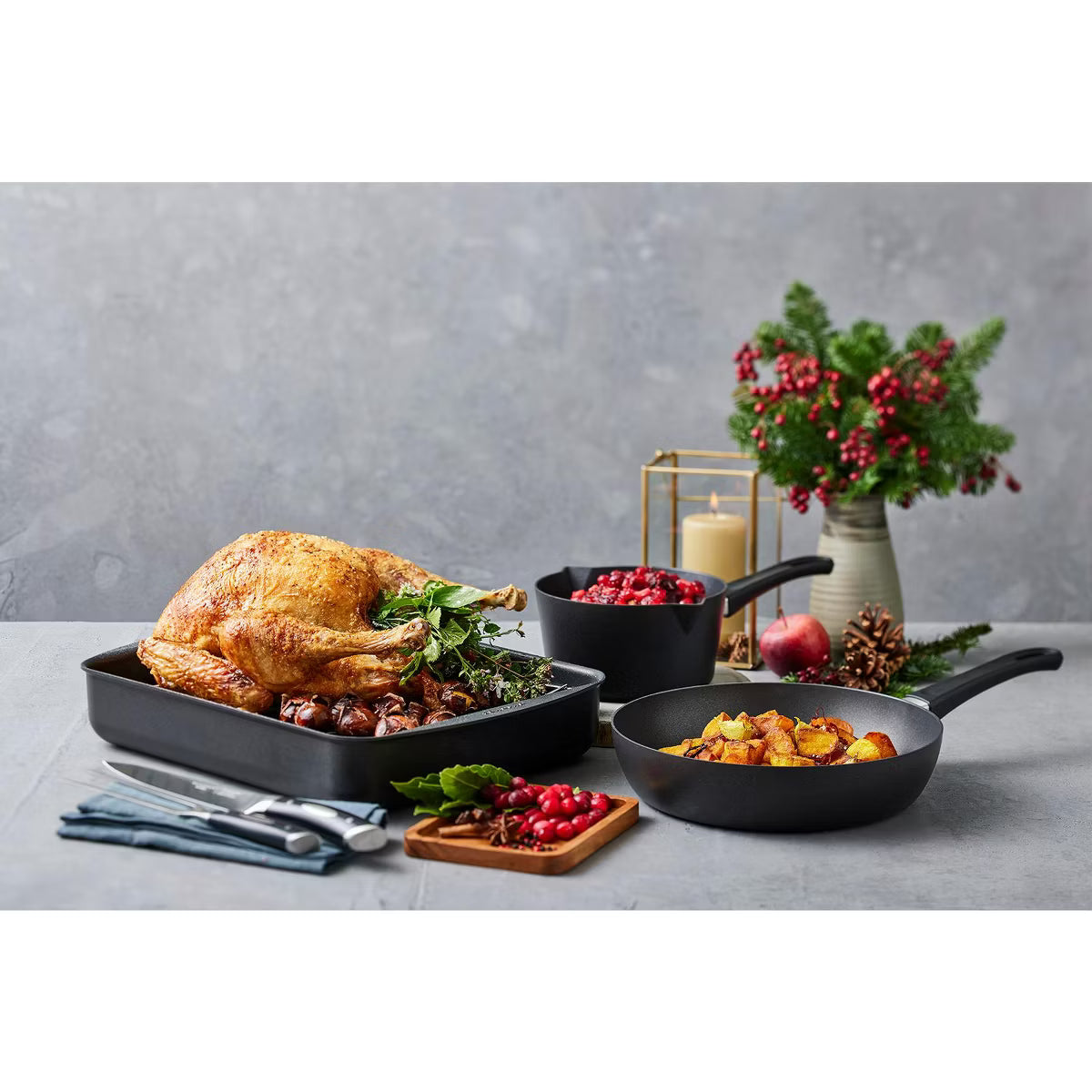 Roasting Pan – lassic 13.5" x 8.75" Roasting Pan, 3.25 Qt. – Black