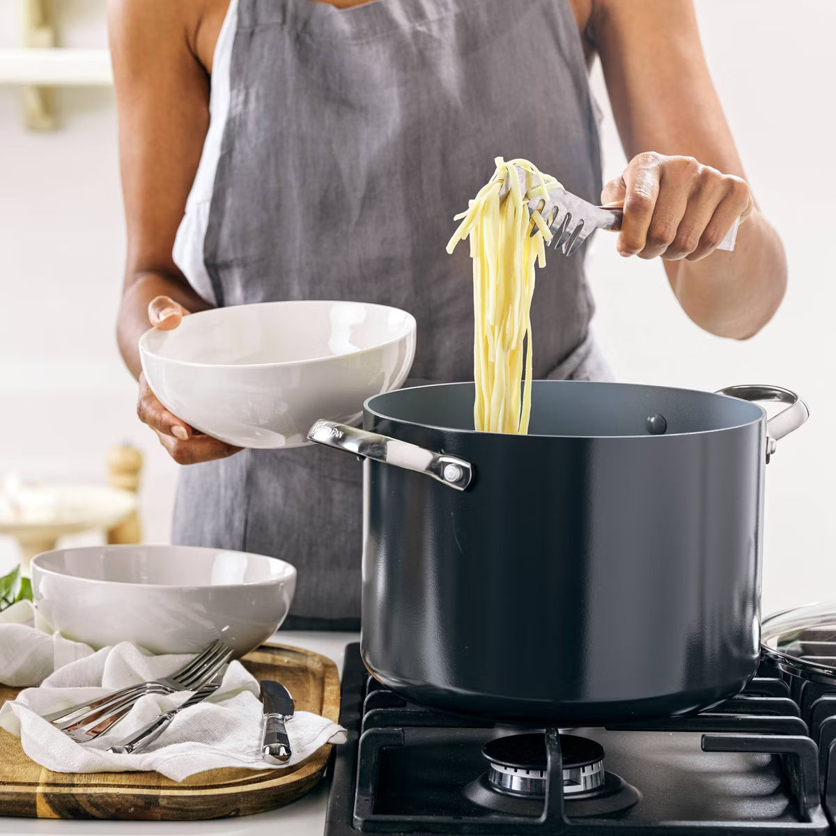 Stock Pot – Valencia Pro 8qt Ceramic Stockpot with Lid – Black