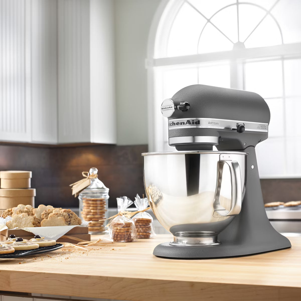 Stand Mixer – Series 5qt 10-Speed Stand Mixer Imperial – Gray
