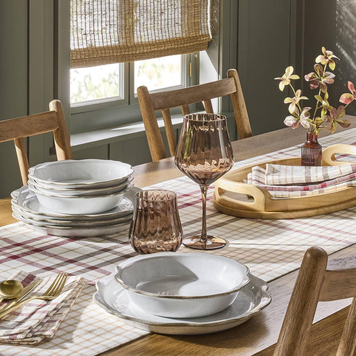 Dinner Plate – Culinvaro Carved Edge Dinner Plate Cream