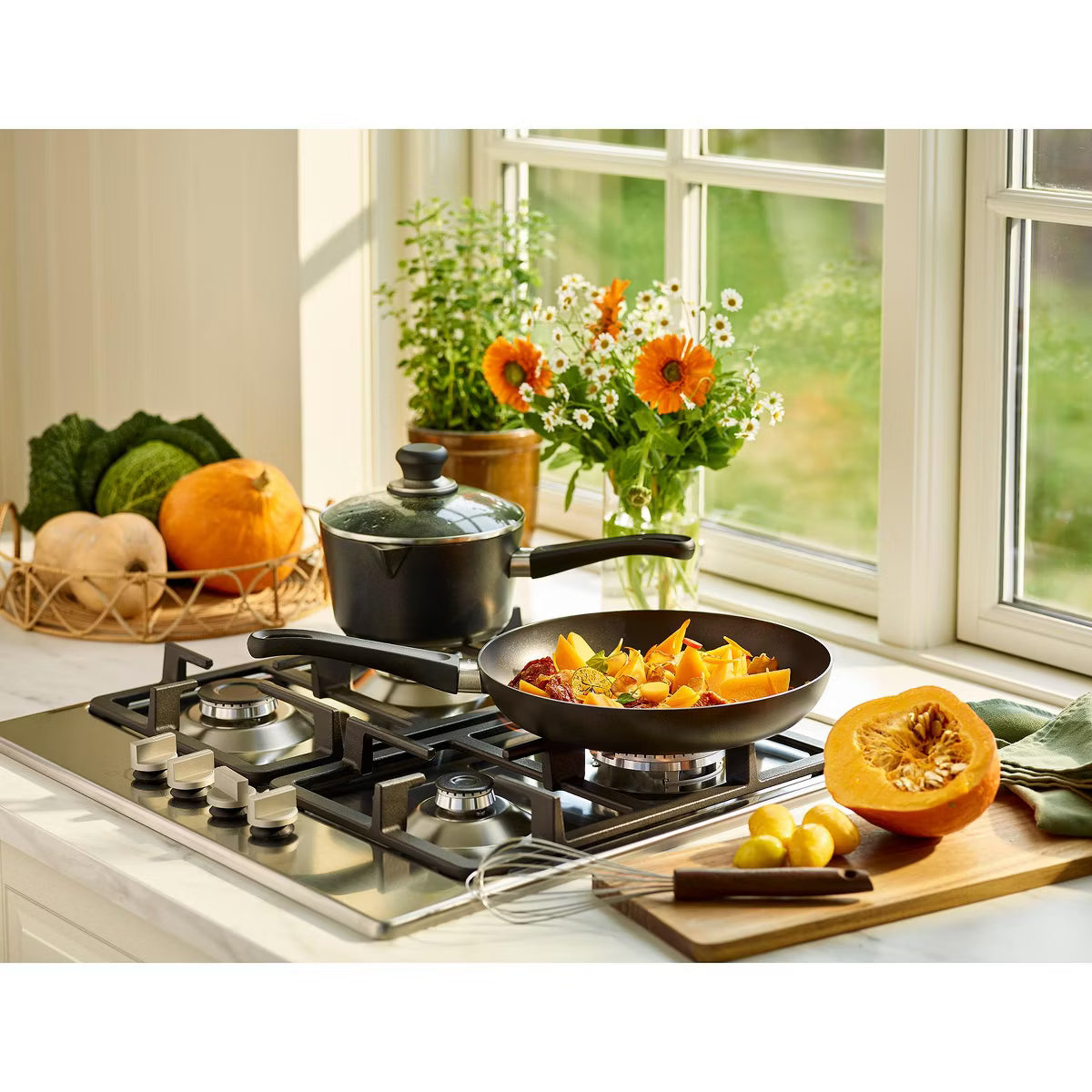 Saucepan – Classic 1 Quart Saucepan with Lid – Black