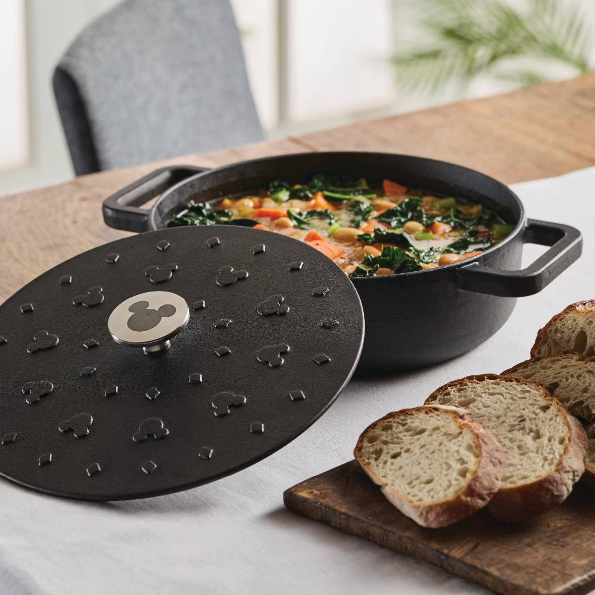Dutch Oven – Disney Monochrome 3qt Pre Seasoned Cast Iron Shallow Casserole – Black