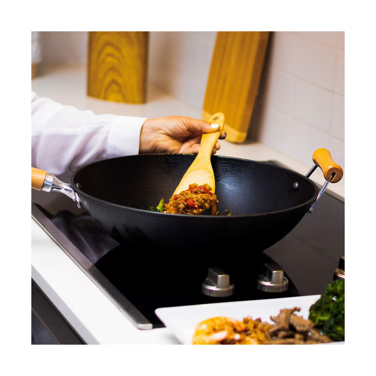 Wok – 14-Inch Preseasoned Cast Iron Flat Bottom Wok – Black