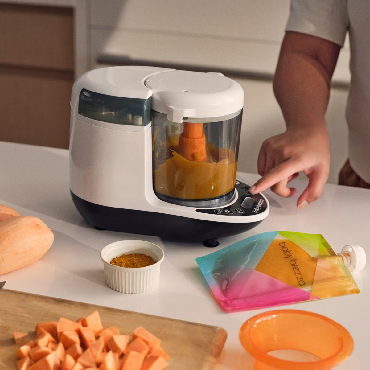 Bottle Warmer – One Step Food Maker Deluxe: Blends – White